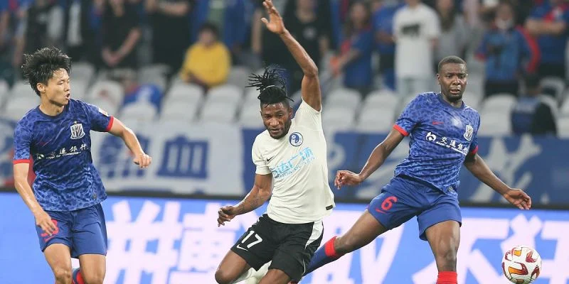 Шанхай Шэньхуа - Бэйцзин Гоань