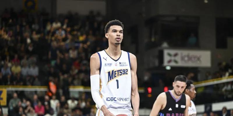 Шоле - Леваллуа Метрополитан Шоле - Леваллуа Метрополитан