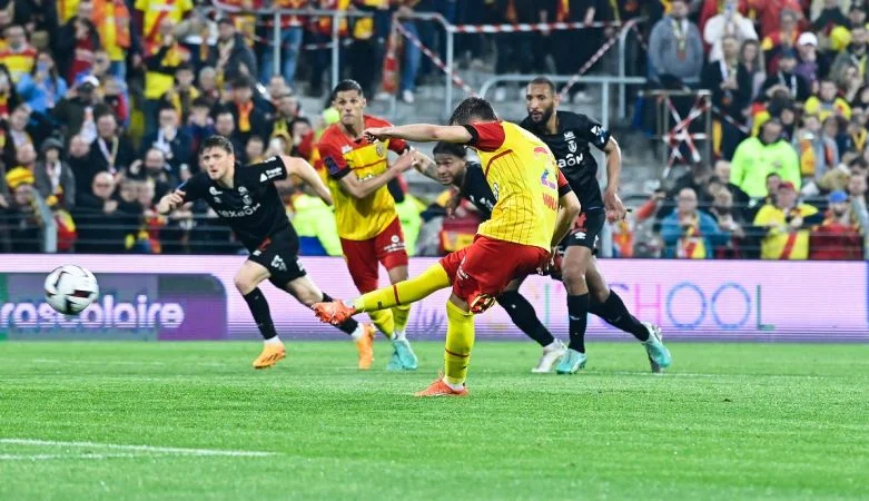 Ланс - Аяччо Ланс - Аяччо