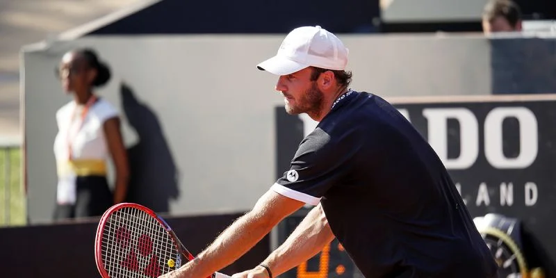 Томми Пол - Доминик Штрикер