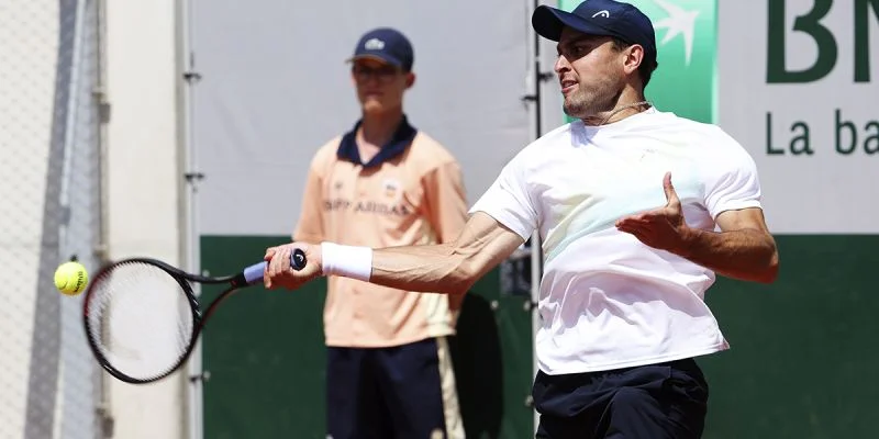 Аслан Карацев - Фрэнсис Тиафо Аслан Карацев - Фрэнсис Тиафо