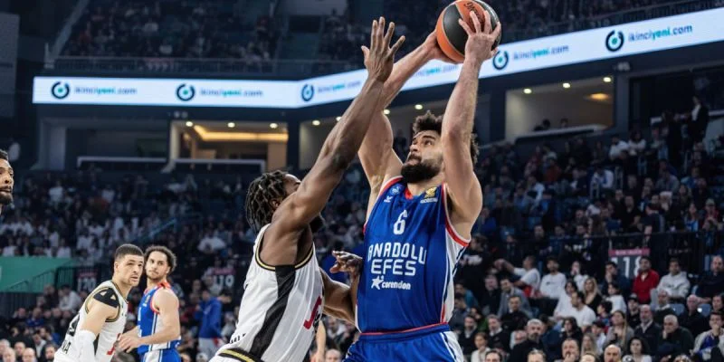 Анадолу Эфес - Фенербахче Анадолу Эфес - Фенербахче