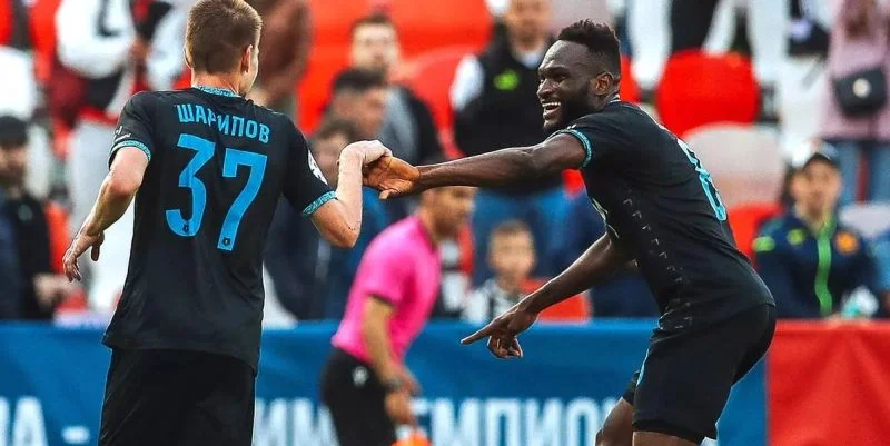 Пари НН - Родина