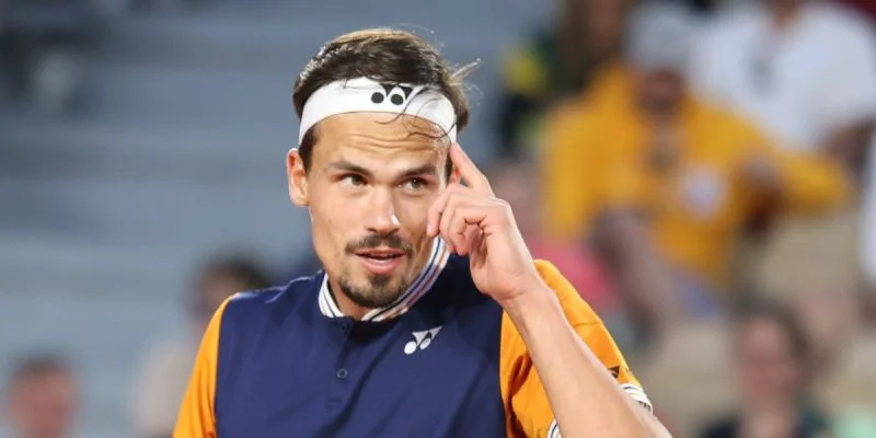 Кристофер О'Коннелл - Даниэль Альтмайер