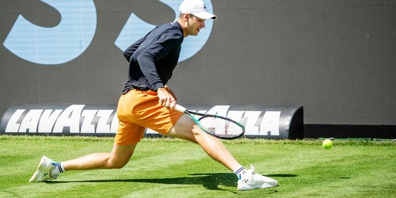 Хуберт Гуркач - Есуке Ватануки