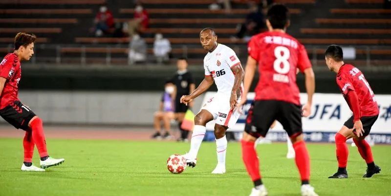 Каназава - Мито Холлихок