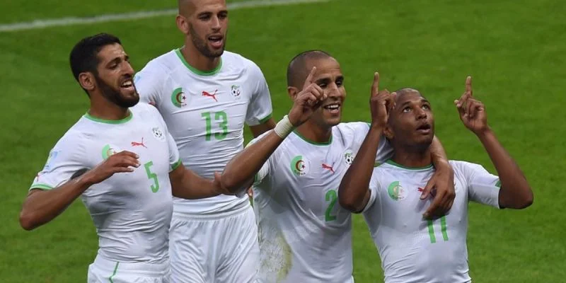 Уганда - Алжир Уганда - Алжир