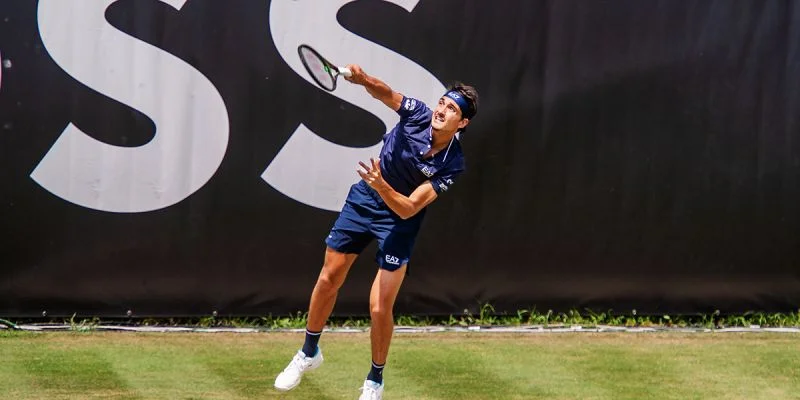 Лоренцо Сонего - Аслан Карацев Лоренцо Сонего - Аслан Карацев