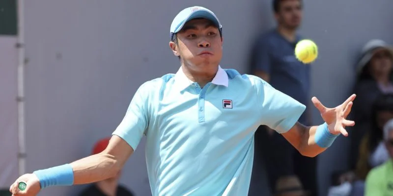 Брендон Накашима - Роберто Баутиста