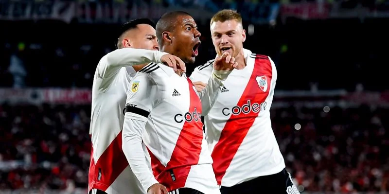 Ривер Плейт - Институто Ривер Плейт - Институто