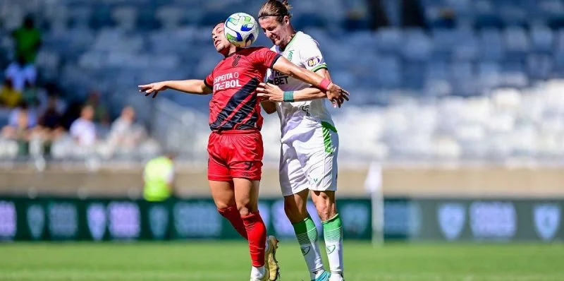 Атлетико ПР - Коринтианс