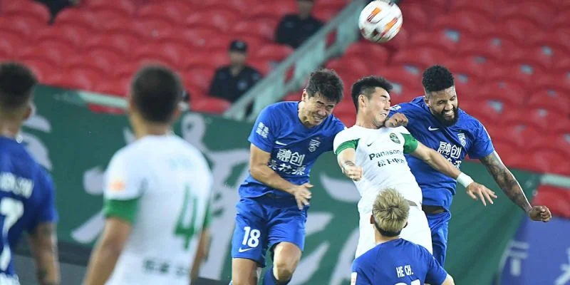 Ухань Три Таунс - Далянь Про