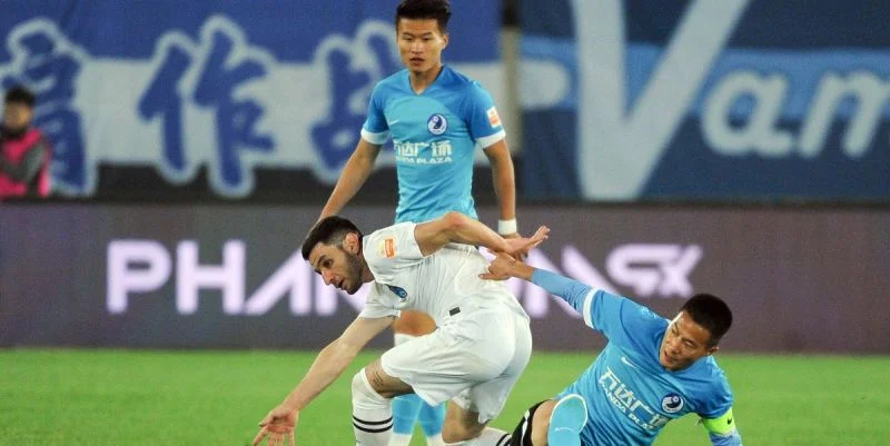 Шанхай Шэньхуа - Наньтун Чжиюнь