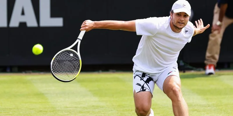 Миомир Кечманович - Александар Вукич