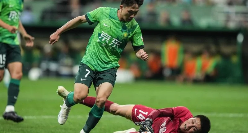 Бэйцзин Гоань - Шанхай Порт