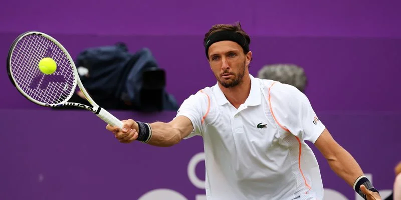 Артур Риндеркнех - Кристофер Юбэнкс