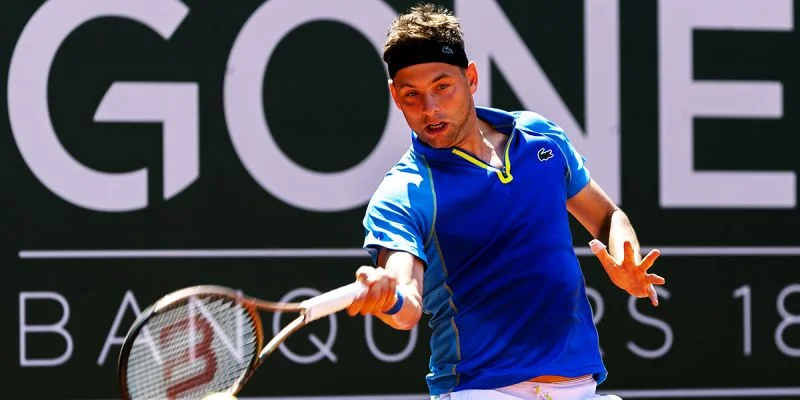 Филип Крайинович - Феликс Оже-Альяссим Филип Крайинович - Феликс Оже-Альяссим