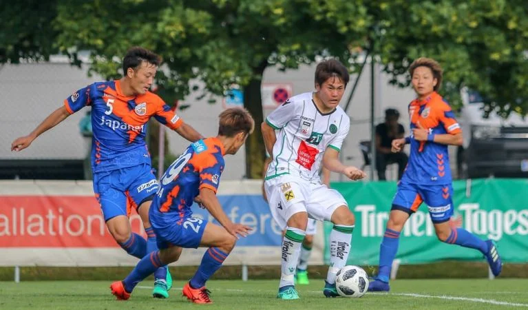 Кусацу - Роассо Кумамото Кусацу - Роассо Кумамото