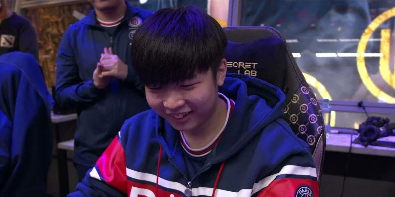 PSG.LGD - Azure Ray PSG.LGD - Azure Ray