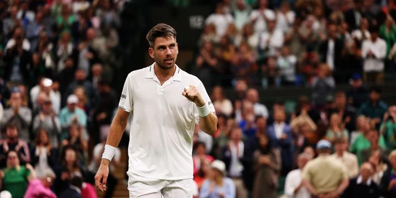 Кэмерон Норри - Кристофер Юбэнкс Кэмерон Норри - Кристофер Юбэнкс