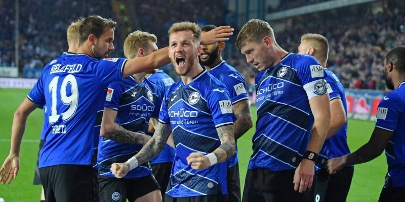 Арминия - Рот-Вейсс Ален