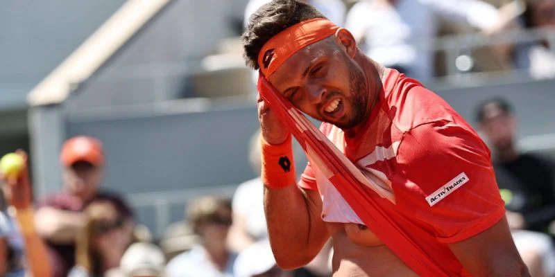 Кристофер О'Коннелл - Иржи Веселы Кристофер О'Коннелл - Иржи Веселы