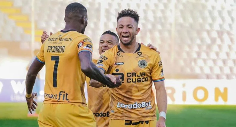 Спорт Уанкайо - Куско