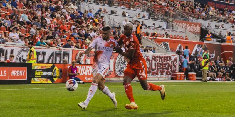 Нью-Ингленд - Атланта Юнайтед