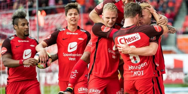 Бранн - Стрёмсгодсет Бранн - Стрёмсгодсет