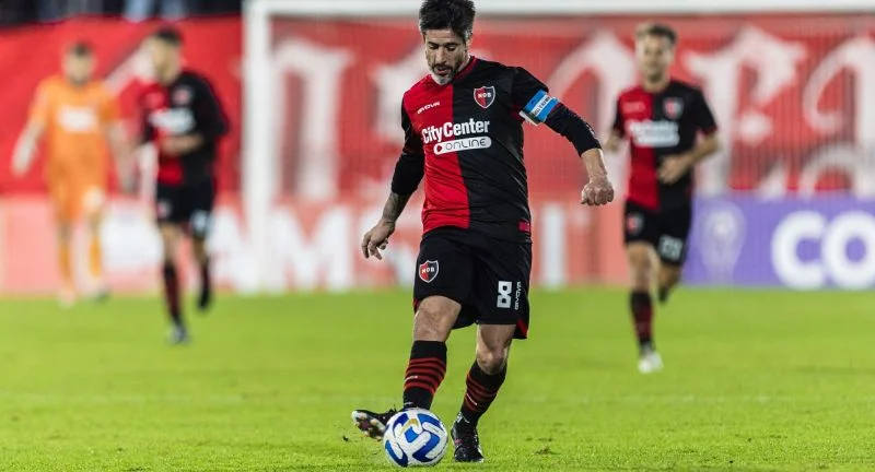 Ньюэллз Олд Бойз - Атлетико Тукуман Ньюэллз Олд Бойз - Атлетико Тукуман