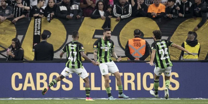 Америка Минейро - Коло Коло