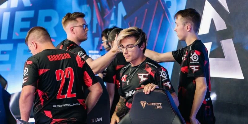 FaZe Clan - G2 Esports FaZe Clan - G2 Esports