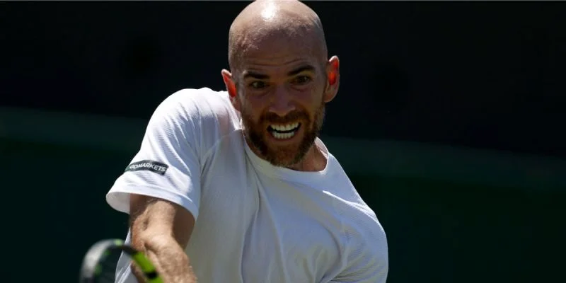 Ринки Хиджиката - Адриан Маннарино Ринки Хиджиката - Адриан Маннарино