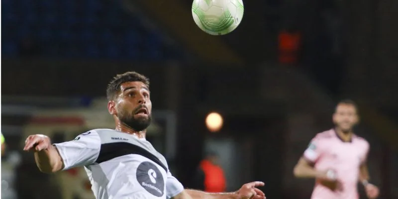 ФК Арсенал Тиват - Алашкерт