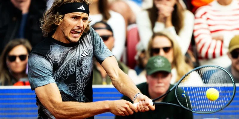 Александр Зверев - Тиаго Монтейро Александр Зверев - Тиаго Монтейро