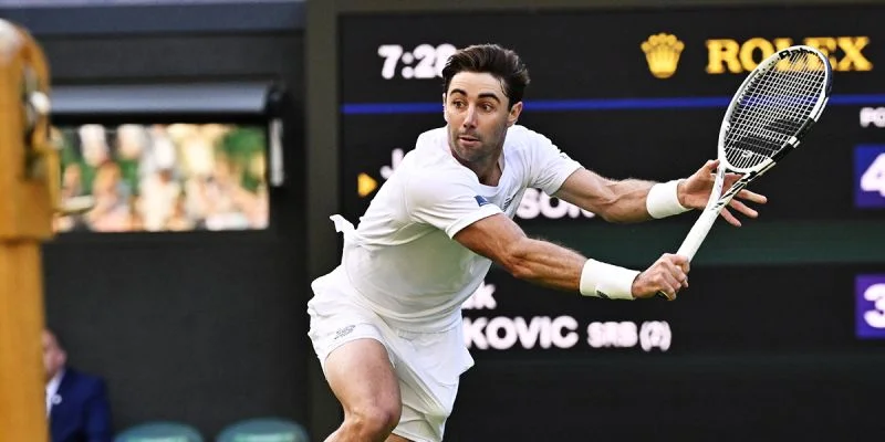 Джордан Томпсон - Адриан Маннарино