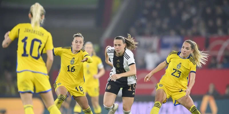 Швеция - ЮАР