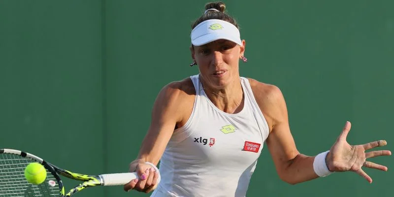 Нао Хибино - Янина Викмайер