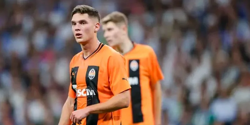 Металлист 1925 - Шахтер Донецк