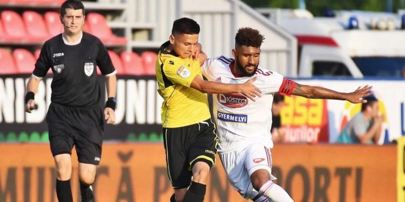 Петролул Плоешти - Волунтари