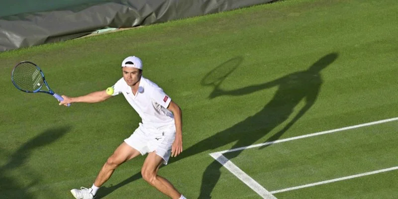 Таро Даниэль - Танаси Коккинакис