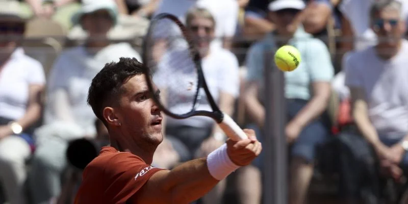 Уго Умбер - Танаси Коккинакис Уго Умбер - Танаси Коккинакис