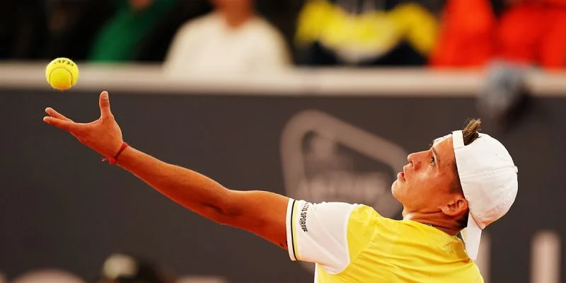 Алекс Молчан - Себастьян Баес