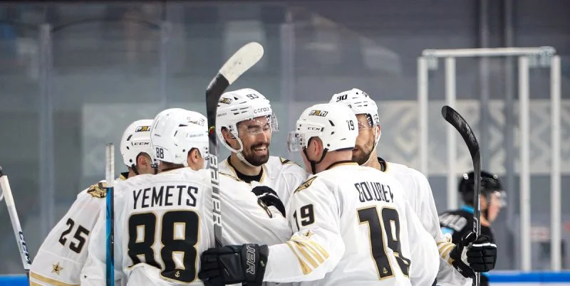 Россия - Адмирал Россия - Адмирал