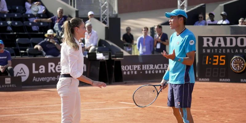 Брендон Накашима - Иржи Лехечка Брендон Накашима - Иржи Лехечка