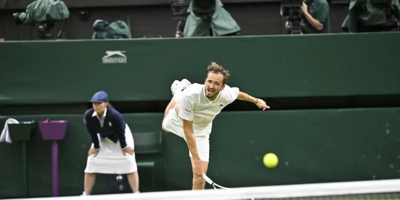 Маттео Арнальди - Даниил Медведев Маттео Арнальди - Даниил Медведев