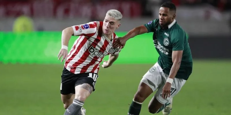 Гояс - Эстудиантес