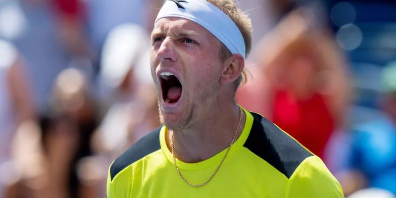 Алехандро Давидович Фокина - Алекс Де Минаур