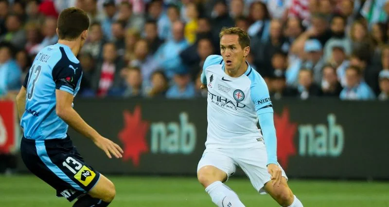 Окли Кэннонс - Мельбурн Сити