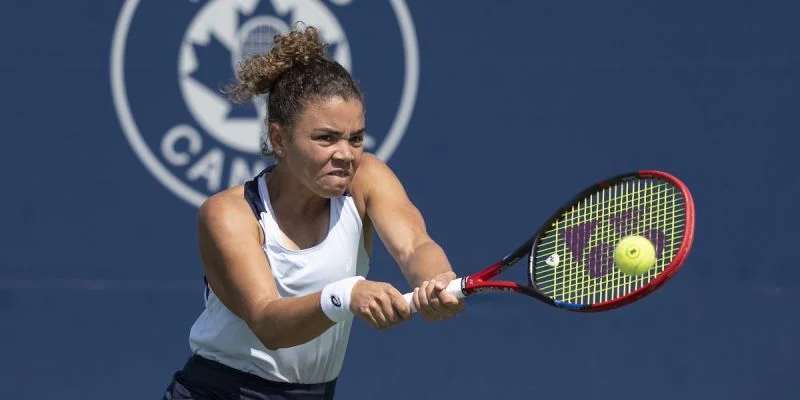 Жасмине Паолини - Марта Костюк